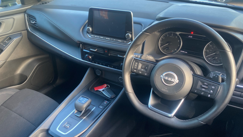 Nissan Qashqai 1.3 DiG-T MH 158 Acenta Premium 5dr Xtronic Petrol Hatchback